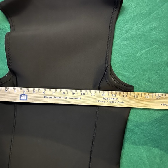 Patagonia Yulex Water Heater Hooded Vest Style 88512 Black Unisex Size Small - Picture 11 of 12